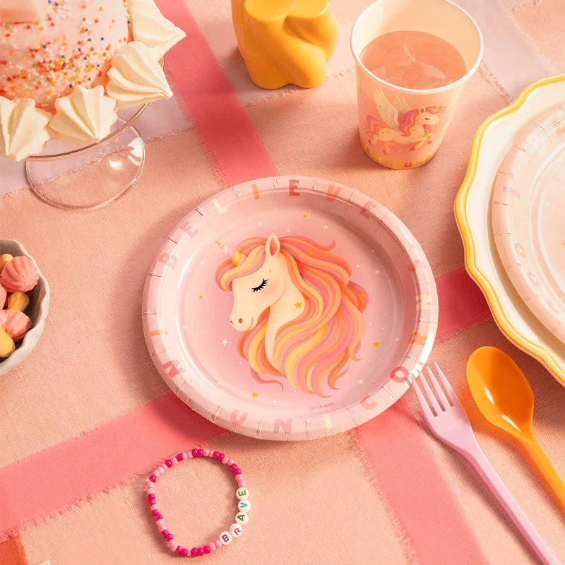 Platos de Cartón con Unicornio 6uds