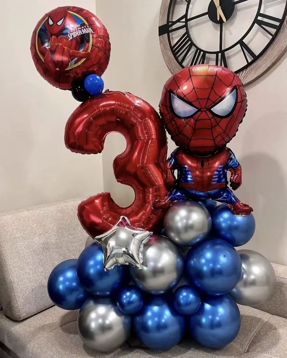 Globos personalizados con temática de dibujos animados