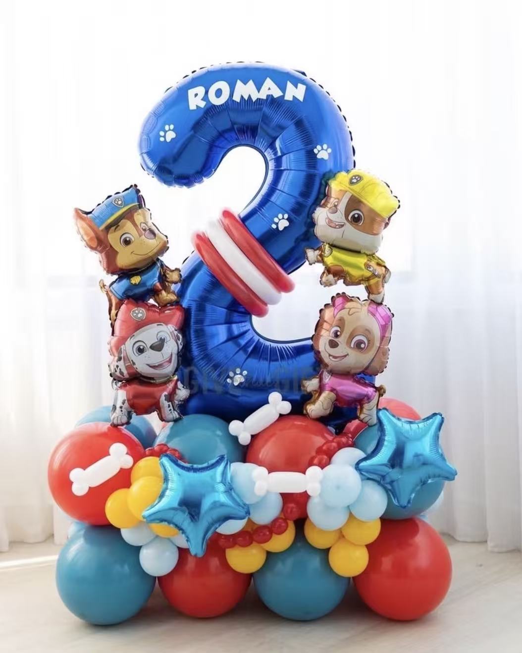 Globos personalizados con temática de dibujos animados